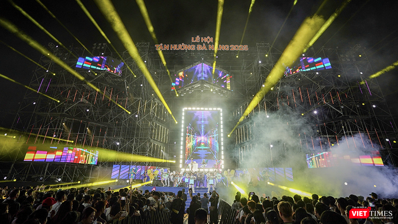 Ấn tượng đêm khai mạc Lễ hội Tận hưởng Đà Nẵng 2025 – Enjoy Danang Festival 2025