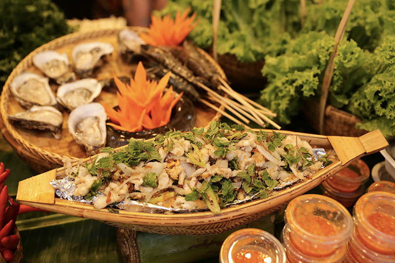Gỏi cá trích đặc trưng 2.png