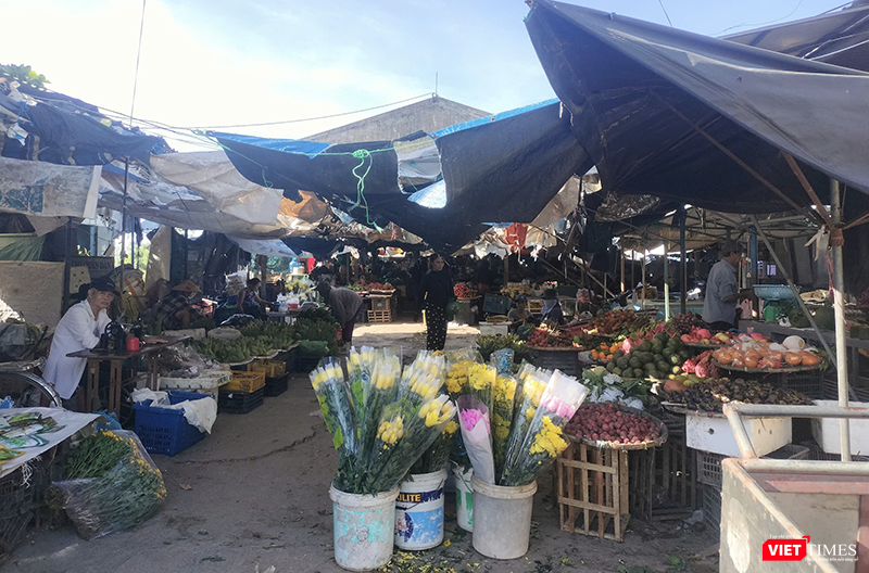 Tiểu thương kinh doanh tại chợ Chiên Đàn cũ vt_cho chien dan 4.png