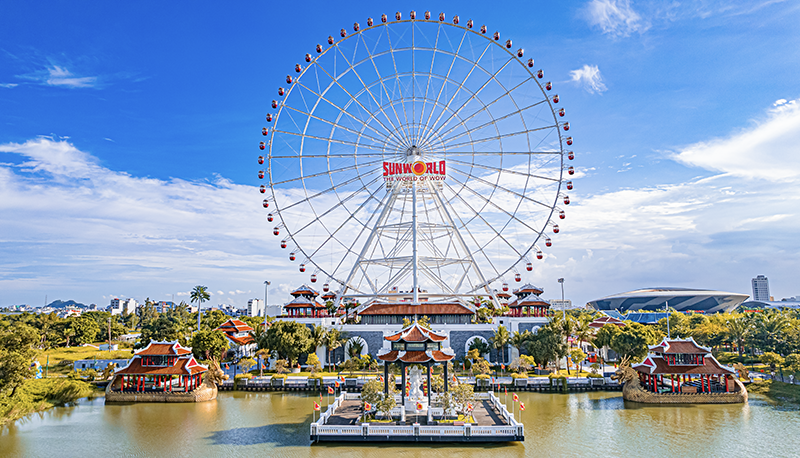 Một góc khu giải trí Da Nang Downtown tại Đà Nẵng. Da Nang Downtown.png