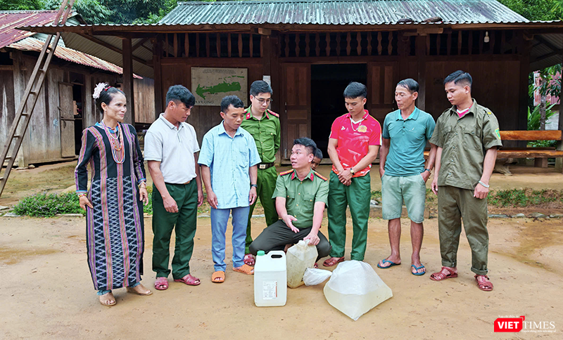 vt_ung pho bao 14.png