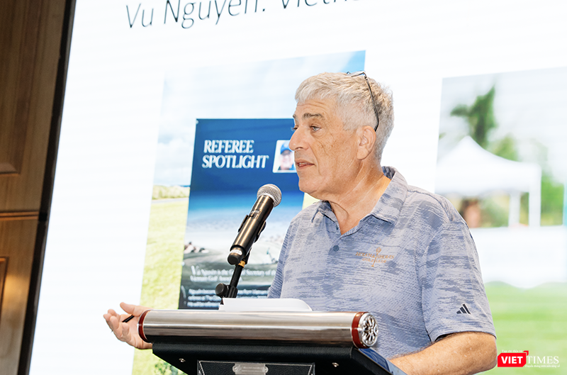 Ông Spencer Robinson, Giám đốc Truyền thông Liên đoàn Golf châu Á - Thái Bình Dương (APGC). vt_du lich golf 1.png