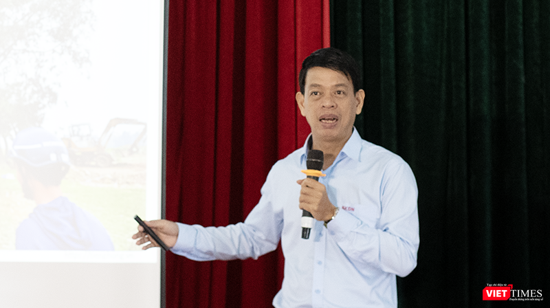 PGS.TS.KTS Nguyễn Anh Tuấn, Trưởng khoa Kiến trúc, Đại học Bách khoa Đà Nẵng trình bày tham luận. vt_sang tac kien truc 1.png