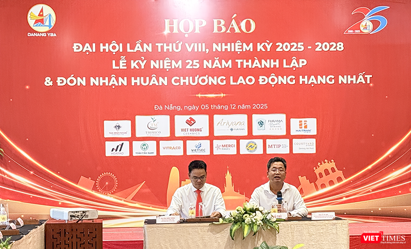 Ông Lê Trí Hải, Chủ tịch Hội Doanh nhân trẻ thành phố Đà Nẵng chủ trì Họp báo thông tin về chương trình Lễ kỷ niệm 25 năm thành lập Hội và Đại hội lần thứ VIII, nhiệm kỳ 2025 - 2028.