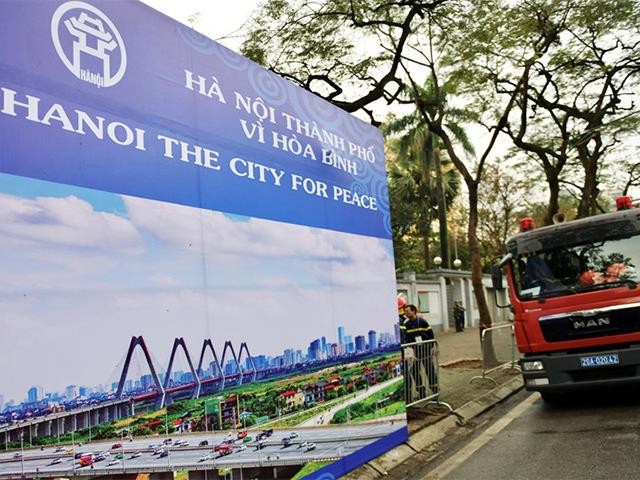 Còn nơi nào mang tính biểu tượng hơn thành phố được UNESCO mệnh danh là Thành phố vì Hòa bình để tổ chức hội nghị về phi hạt nhân hóa bán đảo Triều Tiên? Còn nơi nào mang tính biểu tượng hơn thành phố được UNESCO mệnh danh là Thành phố vì Hòa bình để tổ chức hội nghị về phi hạt nhân hóa bán đảo Triều Tiên?