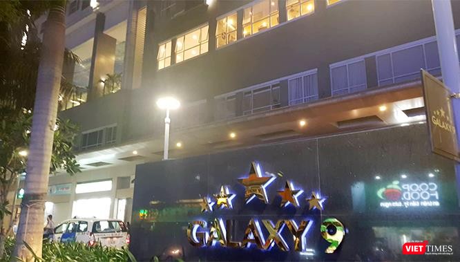 Chung cư nơi bị can Nguyễn Hữ Linh thực hiện hành vi phạm tội. Chung cư nơi bị can Nguyễn Hữ Linh thực hiện hành vi phạm tội.