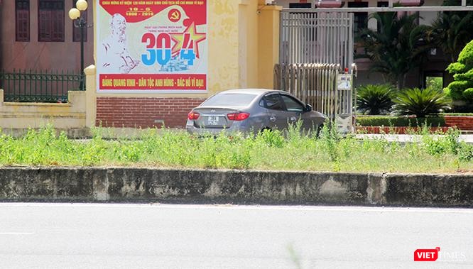 Đến nơi rồi. Đến nơi rồi.