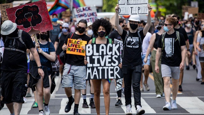 Phong trào Black Lives Matter rung chuyển xã hội Mỹ. Ảnh: CNN Phong trào Black Lives Matter rung chuyển xã hội Mỹ. Ảnh: CNN
