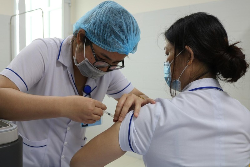 Tiêm vaccine Covid-19 tại Bình Định. Ảnh: Sở Y tế Bình Định. Tiêm vaccine Covid-19 tại Bình Định. Ảnh: Sở Y tế Bình Định.