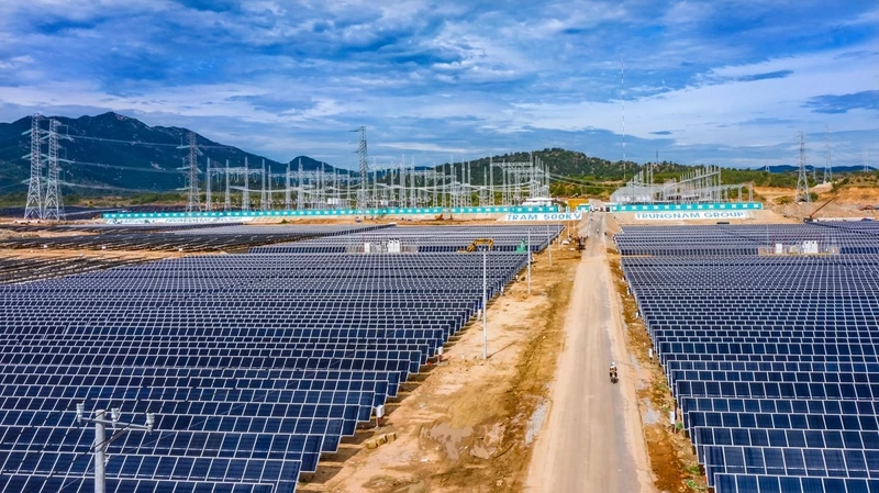 Chủ Nhà máy điện mặt trời Trung Nam - Thuận Nam có lãi trở lại với 128 tỷ đồng. Ảnh minh hoạ