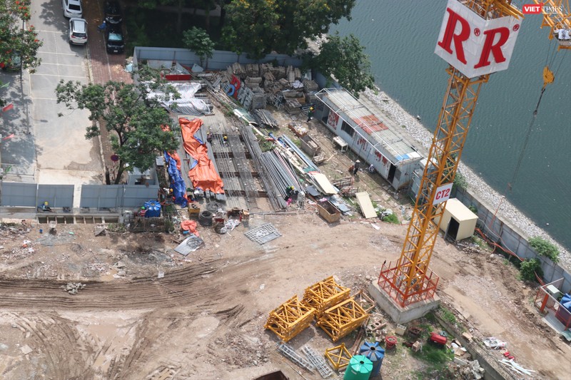 Trong gói thầu này, Ricons sẽ thi công các hạng mục như bổ sung tường vây, cọc khoan nhồi, kết cấu bê tông cốt thép cho phần móng, tầng hầm, phần thân công trình và thực hiện công tác xây trát hoàn thiện. 2.JPG
