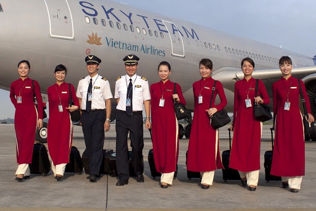 Đồng phục cũ của phi hành đoàn Vietnam Airlines