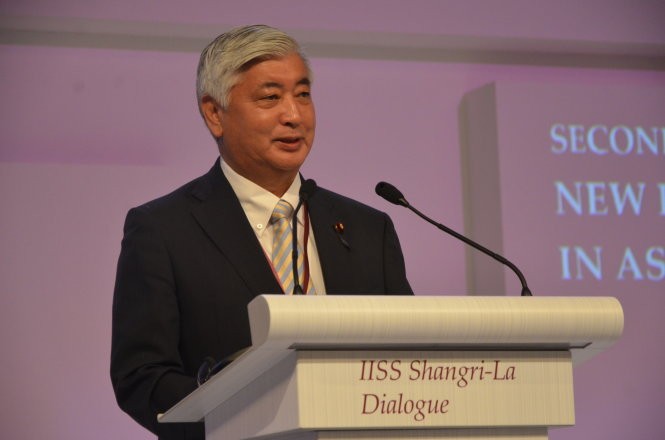 Bộ trưởng quốc phòng Nhật Bản Gen Nakatani phát biểu về "Các hình thức của hợp tác an ninh ở Châu Á" tại phiên họp toàn thể thứ 2 ở Đối thoại Shangri-La ngày 30-5 - Ảnh: Quỳnh Trung Bộ trưởng quốc phòng Nhật Bản Gen Nakatani phát biểu về "Các hình thức của hợp tác an ninh ở Châu Á" tại phiên họp toàn thể thứ 2 ở Đối thoại Shangri-La ngày 30-5 - Ảnh: Quỳnh Trung