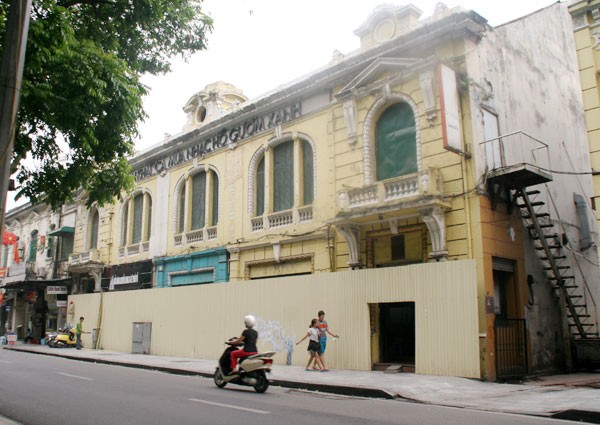 Biệt thự hoành tráng, đất vàng hoang tàn ven hồ Hoàn Kiếm ảnh 5