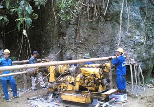 Quá tin sếp lớn, đại gia tán gia bại sản vì “bẫy” chứng khoán ảnh 1