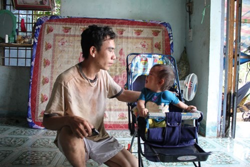 Thảm sát 6 người ở Bình Phước: Tổng lực điều tra vụ án mạng kinh hoàng ảnh 3 Thảm sát 6 người ở Bình Phước: Nhóm công nhân 'bị đuổi việc' nói gì? - ảnh 2