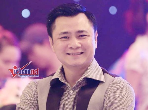 Tự Long lên tiếng "vụ" phong tặng NSND: Cái gì cũng có giá của nó! ảnh 1