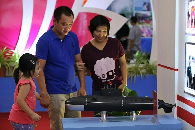 Việt Nam lần đầu phô diễn nhiều vũ khí, trang bị hiện đại sẵn sàng chiến đấu ảnh 14