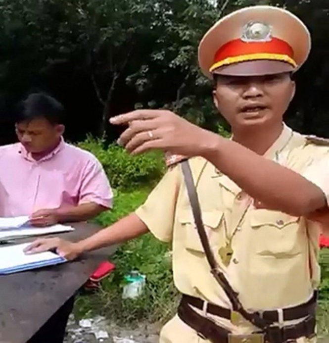 Ảnh cắt từ clip Ảnh cắt từ clip