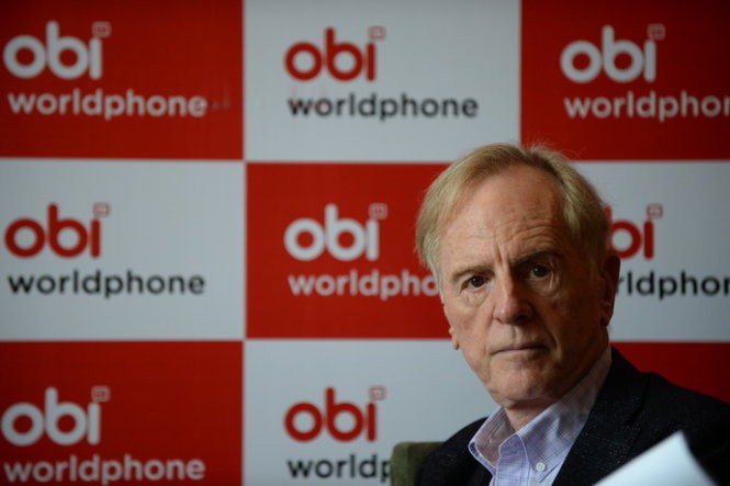 Ông John Sculley, cựu giám đốc điều hành Apple, đồng sáng lập thương hiệu smartphone Obi Worldphone - Ảnh: Thuận Thắng Ông John Sculley, cựu giám đốc điều hành Apple, đồng sáng lập thương hiệu smartphone Obi Worldphone - Ảnh: Thuận Thắng