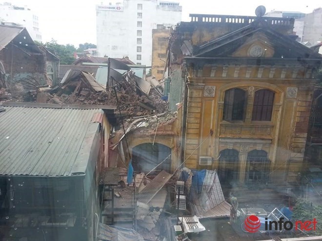 35 nhân viên thoát chết kỳ diệu trong vụ sập nhà cổ 107 phố Trần Hưng Đạo ảnh 1