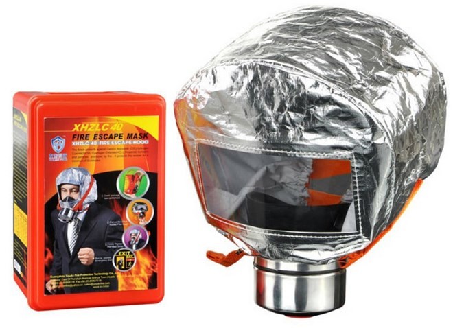 Lo cháy chung cư: Ồ ạt mua áo thoát hiểm, mặt nạ cản khói ảnh 1