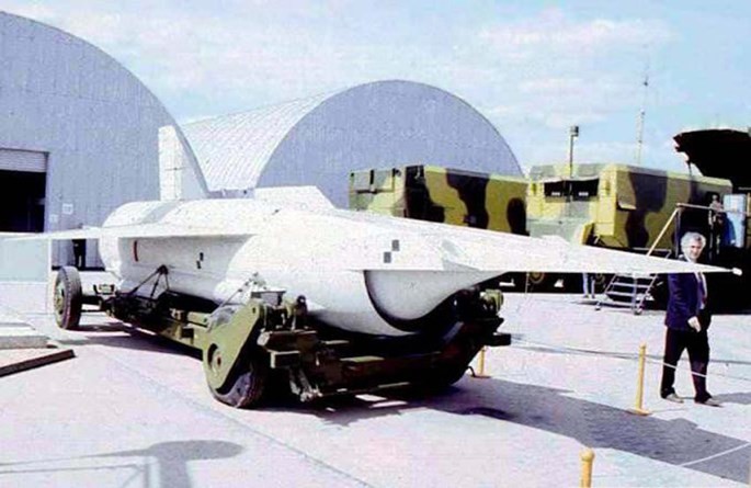 Nga thử vũ khí “khủng“ - Siêu phi cơ Yu-71 bay 11.000km/giờ ảnh 2 Nga thử vũ khí “khủng“ - Siêu phi cơ Yu-71 bay 11.000km/giờ ảnh 2