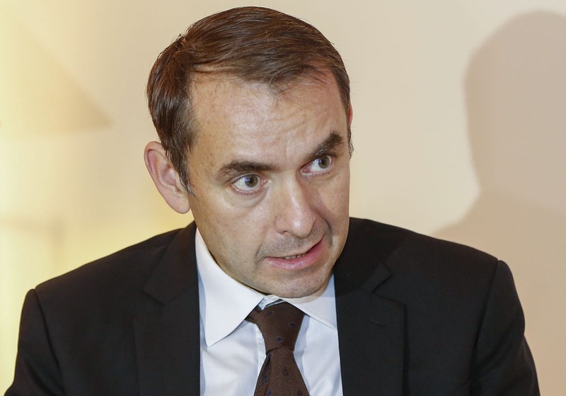 Đại sứ Jean-Noël Poirierchia sẻ nỗi đau của các nạn nhân vụ khủng bố chiều 14-11. Ảnh: VIỆT DŨNG Đại sứ Jean-Noël Poirierchia sẻ nỗi đau của các nạn nhân vụ khủng bố chiều 14-11. Ảnh: VIỆT DŨNG