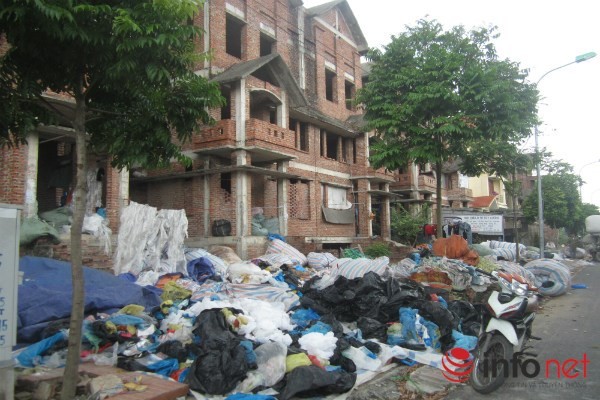 Dự án nghìn tỷ như khu ổ chuột giữa lòng Hà Nội ảnh 2