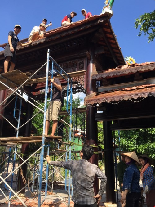 Choáng trước đồ quý trong biệt phủ 100 tỉ của đại gia vàng ở đèo Hải Vân ảnh 20