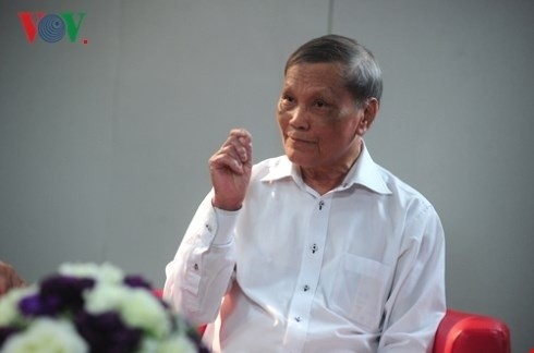 PGS.TS Phạm Xanh. PGS.TS Phạm Xanh.
