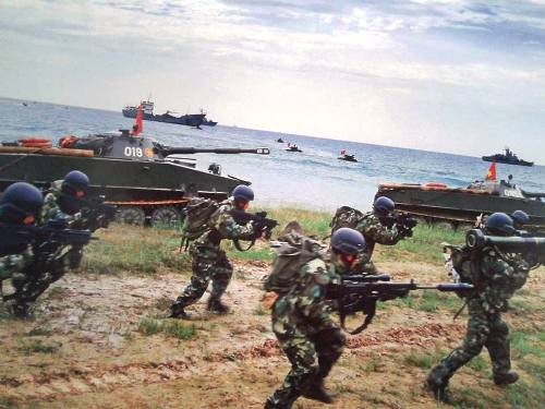 Lực lượng hải quân đánh bộ Việt Nam trong một cuộc diễn tập