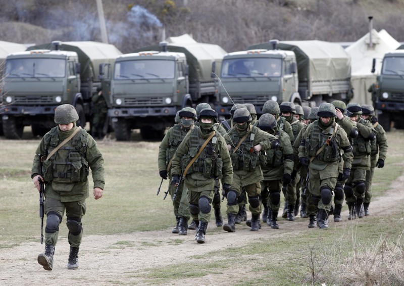 Binh sĩ Nga tại bán đảo Crimea trước thời điểm Nga sáp nhập vùng lãnh thổ này