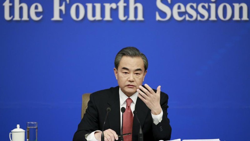 Vương Nghị tố ngược nước khác mới quân sự hóa Biển Đông trong cuộc họp báo ngày 8/3