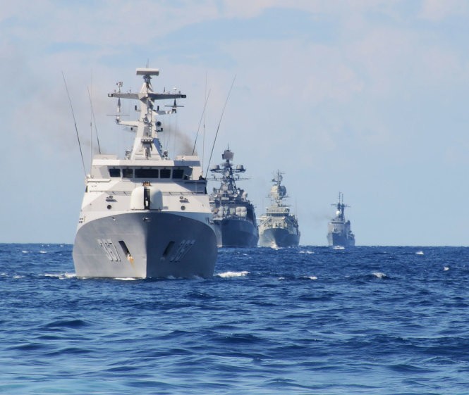 Đội hình tàu tiến hàng dọc