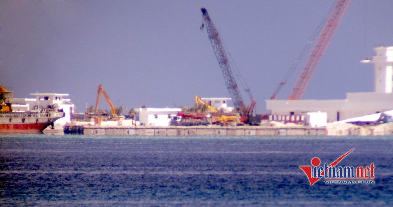 Một góc TQ cải tạo Gạc Ma trái phép ở Trường Sa của VN