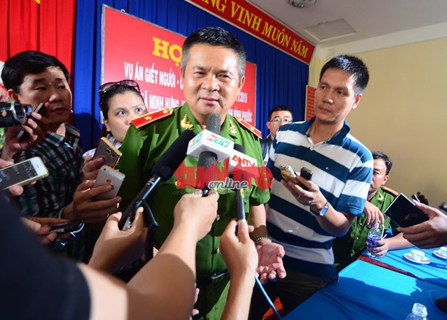 Họp báo vụ thảm sát Bình Phước - Ảnh: T.TÙNG