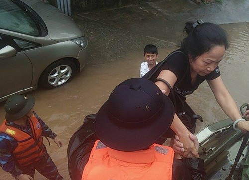 Số người chết gia tăng trong lũ lịch sử ở Quảng Ninh ảnh 2