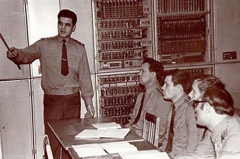 Huấn luyện bảo mật và mã hoá thông tin liên lạc thời Liên Xô Huấn luyện bảo mật và mã hoá thông tin liên lạc thời Liên Xô