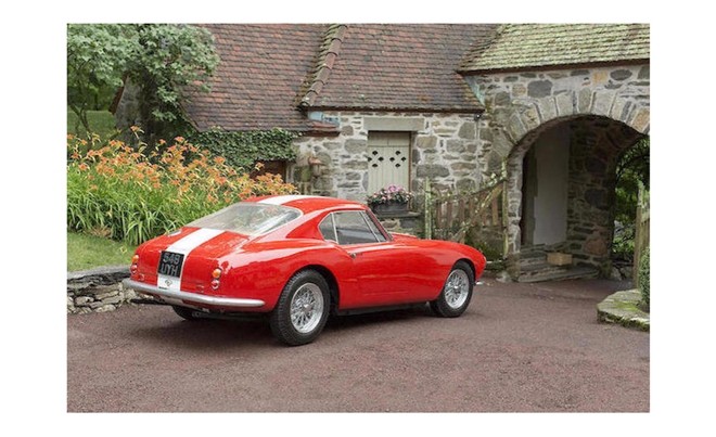 Top 10 xe giá kỷ lục tại sự kiện đấu giá Monterey 2015 ảnh 3