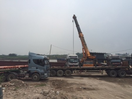 Hà Nội: Phá đê mở đường xe quá tải lưu thông ảnh 3