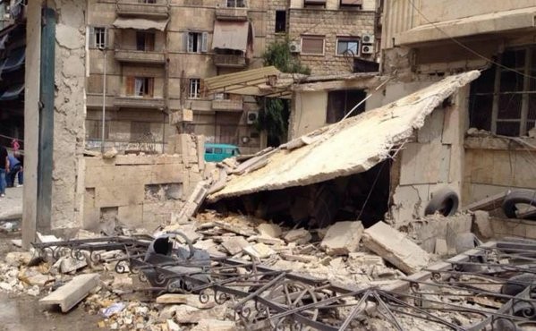 Chiến binh khủng bố "Lebanon Shuhada Badr" tiếp tục bắn phá các khu dân cư ở Aleppo. Chiến binh khủng bố "Lebanon Shuhada Badr" tiếp tục bắn phá các khu dân cư ở Aleppo.