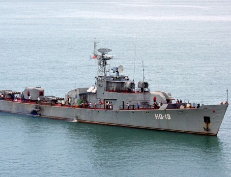 Tàu săn ngầm Petya II trong biên chế hải quân Việt Nam. Tàu săn ngầm Petya II trong biên chế hải quân Việt Nam.