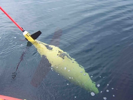 Tàu ngầm robot truyền tín hiệu Sea Glider.