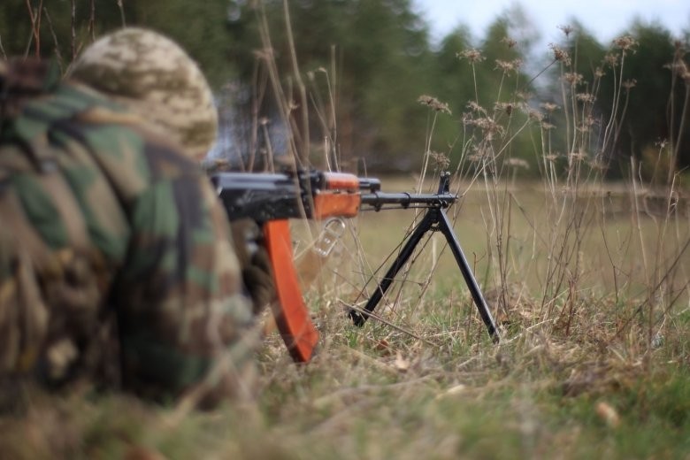 Một chiến sĩ dân quân Lugansk trên chiến tuyến Donbass