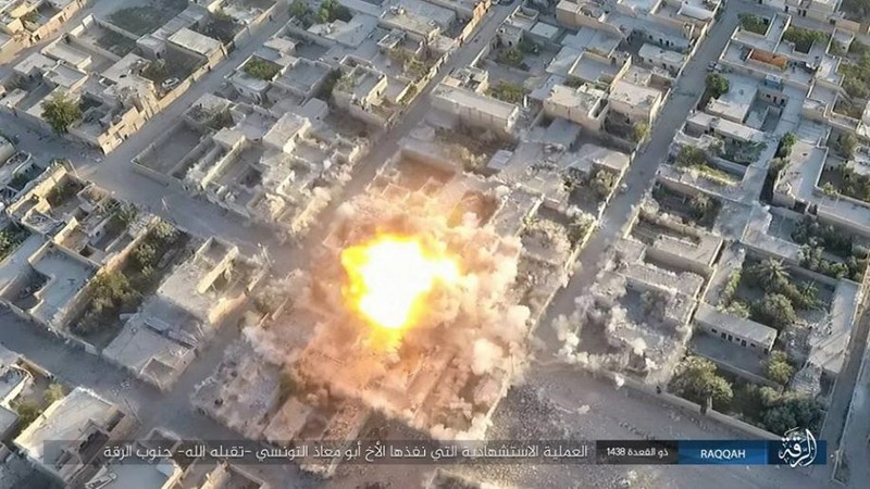 IS tung 4 xe bom tự sát tấn công liên tiếp người Kurd tại Raqqa ảnh 6 IS tung 4 xe bom tự sát tấn công liên tiếp người Kurd tại Raqqa ảnh 6