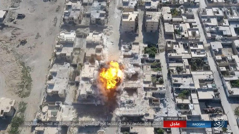 IS tung 4 xe bom tự sát tấn công liên tiếp người Kurd tại Raqqa ảnh 12 IS tung 4 xe bom tự sát tấn công liên tiếp người Kurd tại Raqqa ảnh 12