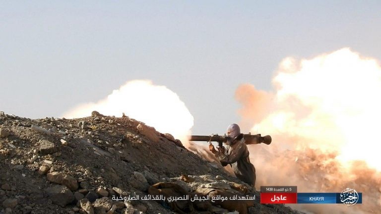 Quân đội Syria dồn IS về Deir Ezzor, phiến quân chuẩn bị tử chiến ảnh 4 Quân đội Syria dồn IS về Deir Ezzor, phiến quân chuẩn bị tử chiến ảnh 4