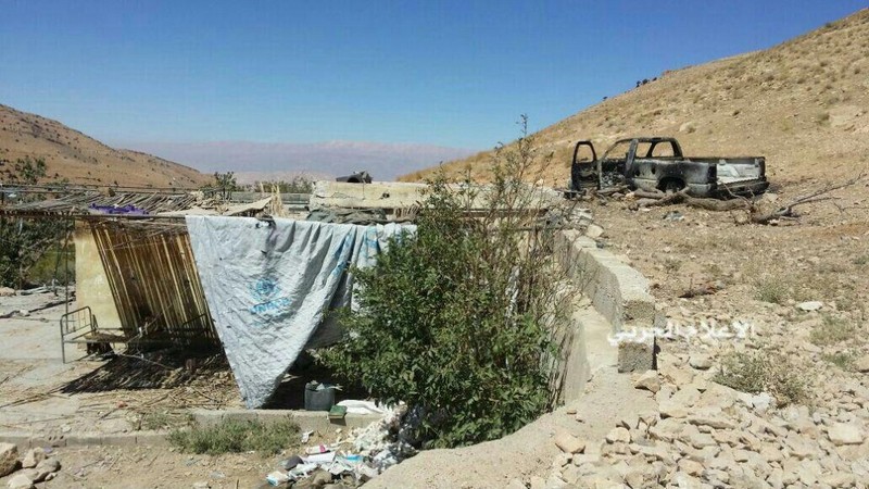 IS đầu hàng di tản về Deir Ezzor, trận chiến cuối cùng trên biên giới Syria (video) ảnh 4 IS đầu hàng di tản về Deir Ezzor, trận chiến cuối cùng trên biên giới Syria (video) ảnh 4