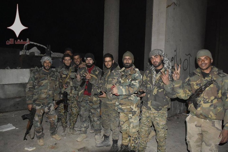 Quân đội Syria nã hàng trăm tên lửa diệt phiến quân ở tử địa Đông Ghouta ảnh 1 Quân đội Syria nã hàng trăm tên lửa diệt phiến quân ở tử địa Đông Ghouta ảnh 1